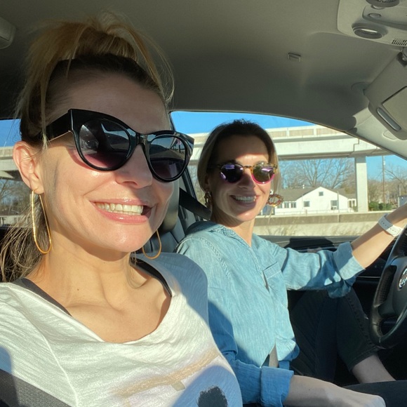 Meet your Posher, Stephanie - Picture 1 of 1